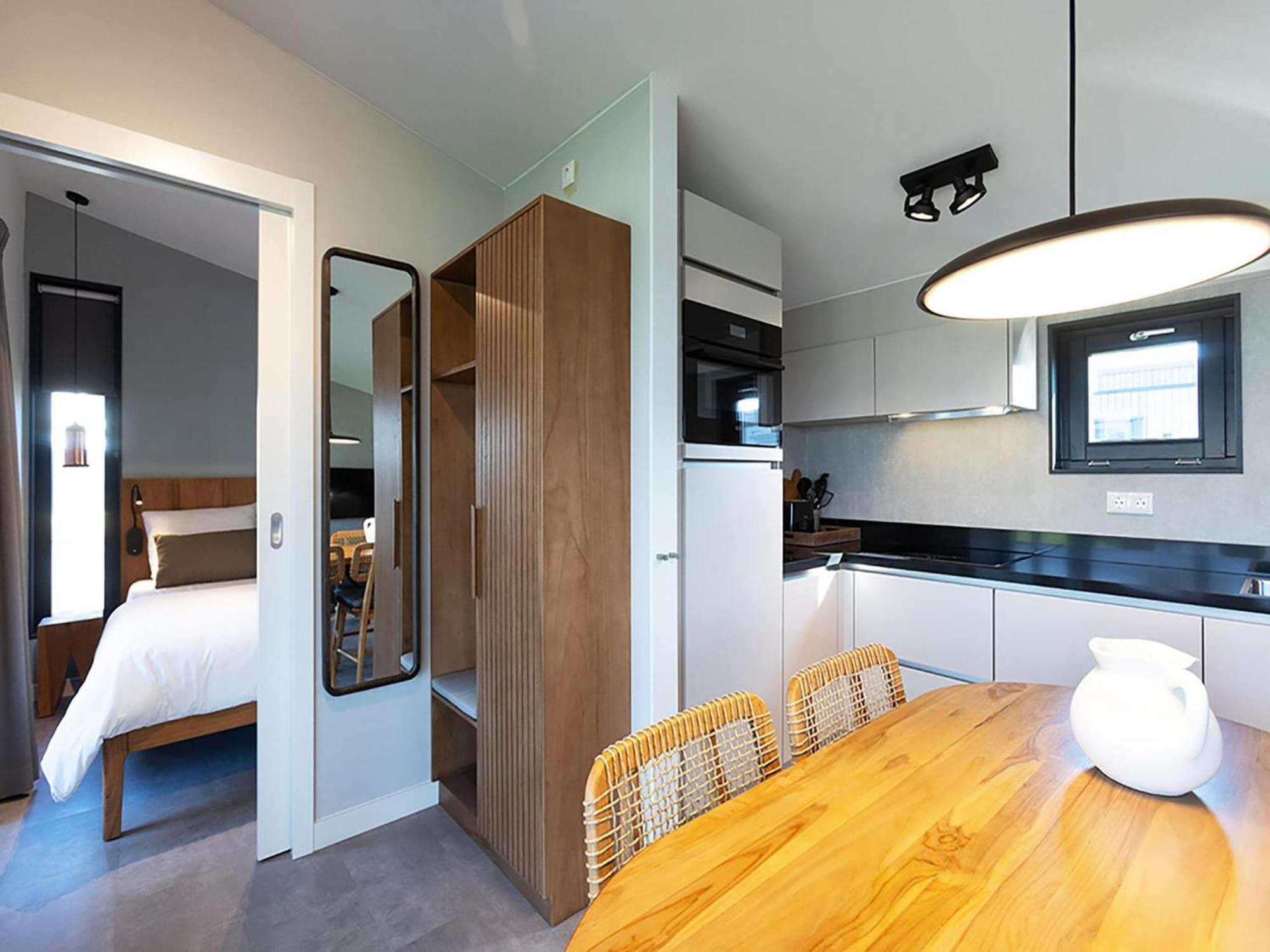 Luxury Docklodge On The Water Delfstrahuizen Εξωτερικό φωτογραφία