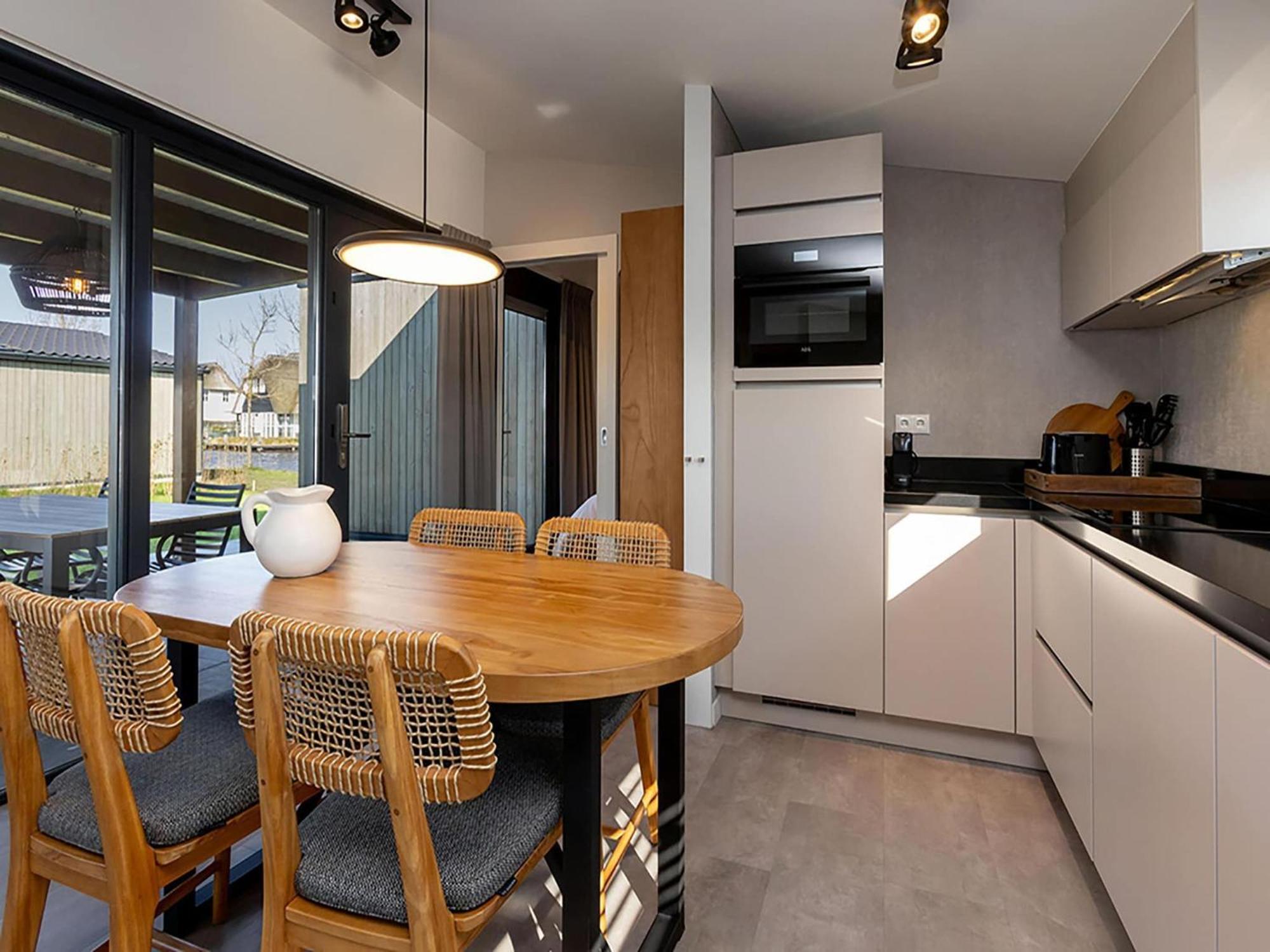 Luxury Docklodge On The Water Delfstrahuizen Εξωτερικό φωτογραφία